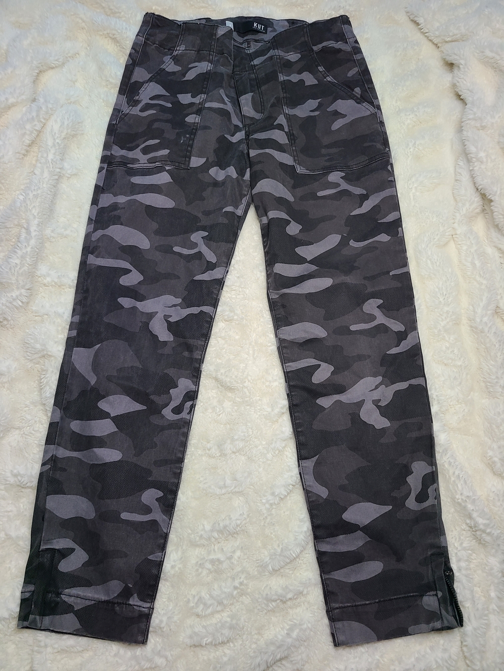 Kut from the Kloth Black Gray Camo Womens Utility Pants Size 8